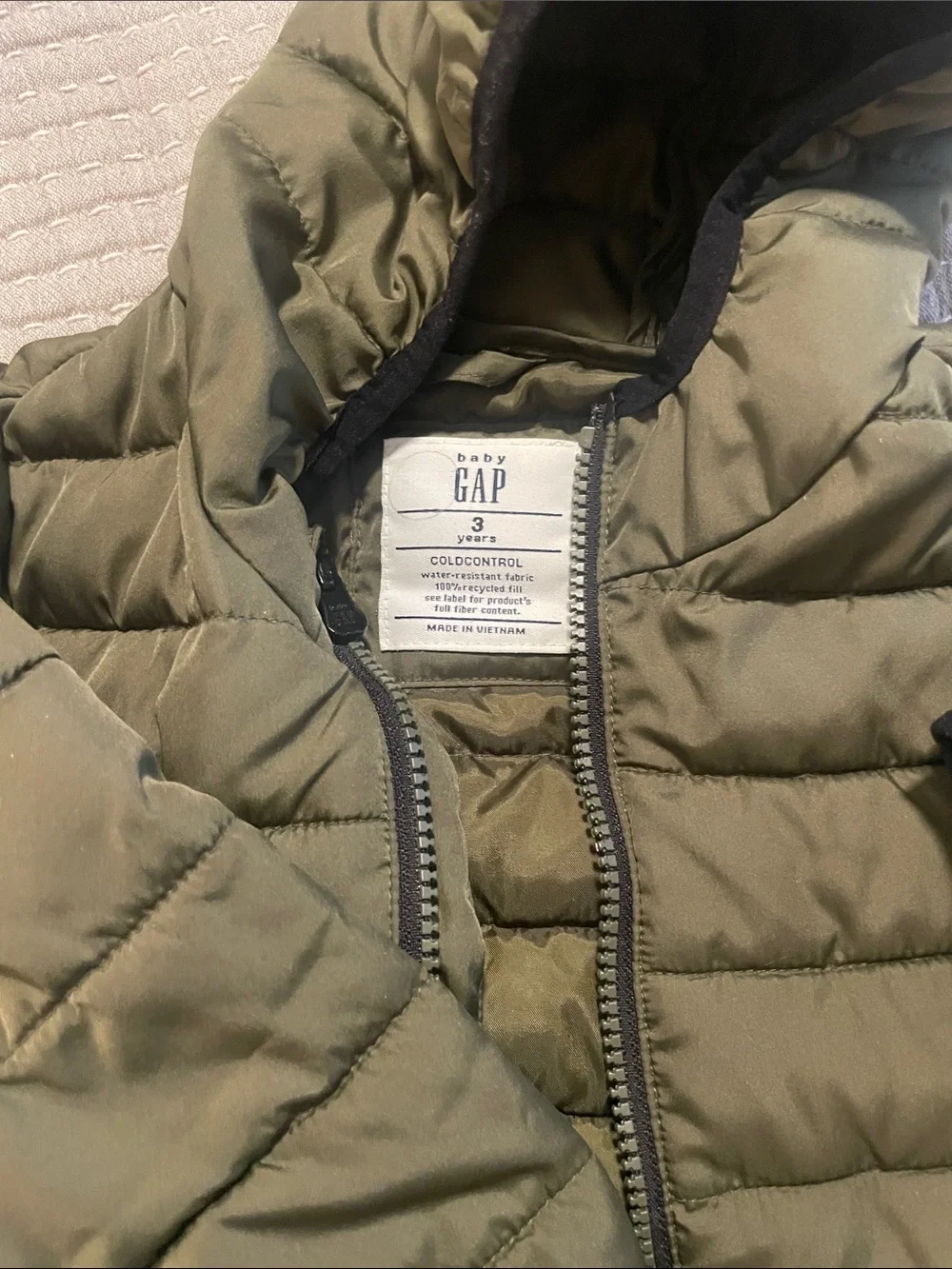 GAP Kids Hooded Puffer Jacket in Olive Green